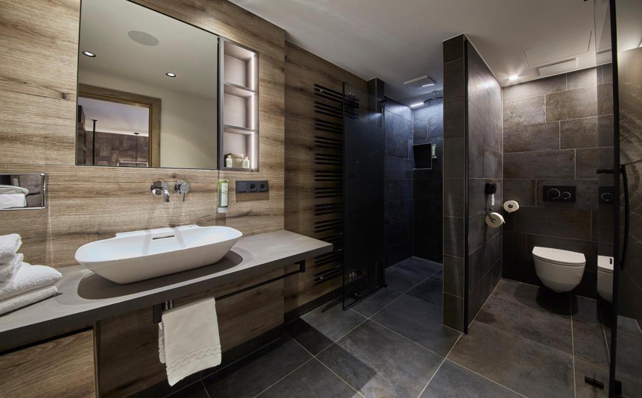 Hotel Hasenauer 4 Sterne Superior Saalbach-Hinterglemm Zewnętrze zdjęcie