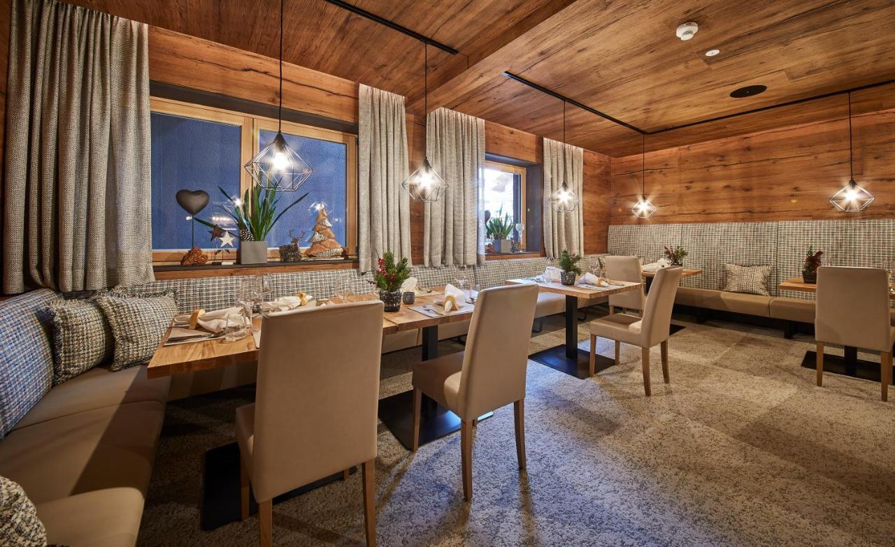Hotel Hasenauer 4 Sterne Superior Saalbach-Hinterglemm Zewnętrze zdjęcie