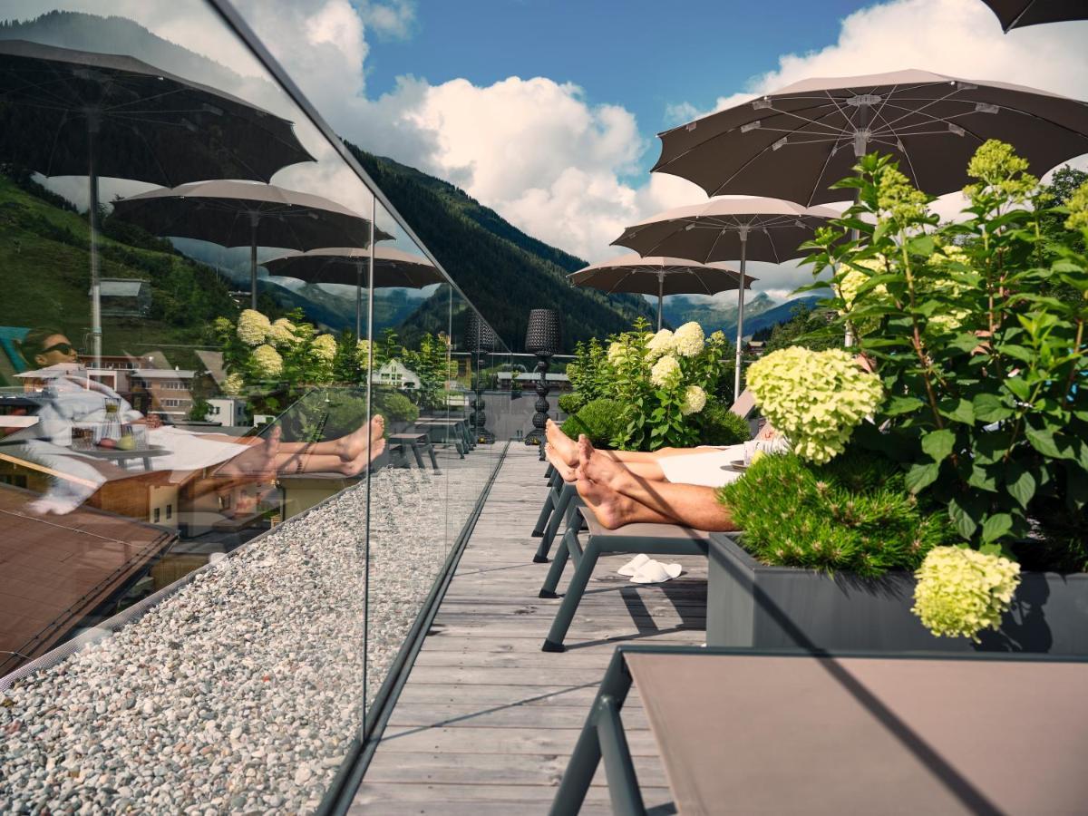 Hotel Hasenauer 4 Sterne Superior Saalbach-Hinterglemm Zewnętrze zdjęcie