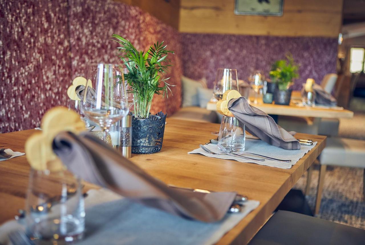 Hotel Hasenauer 4 Sterne Superior Saalbach-Hinterglemm Zewnętrze zdjęcie