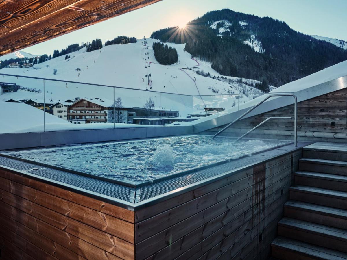 Hotel Hasenauer 4 Sterne Superior Saalbach-Hinterglemm Zewnętrze zdjęcie