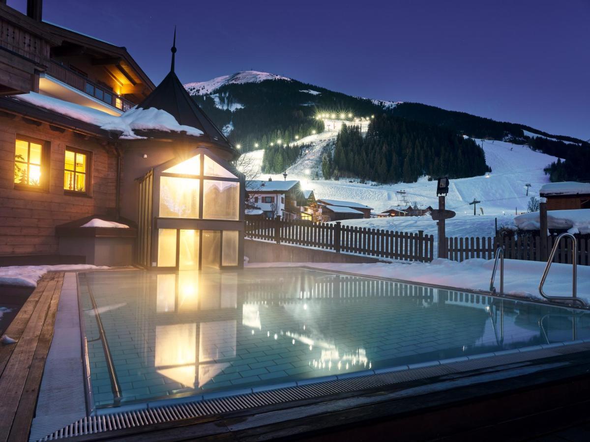 Hotel Hasenauer 4 Sterne Superior Saalbach-Hinterglemm Zewnętrze zdjęcie